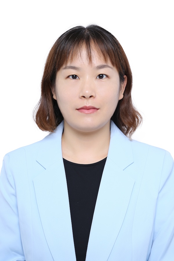 崔莹莹
